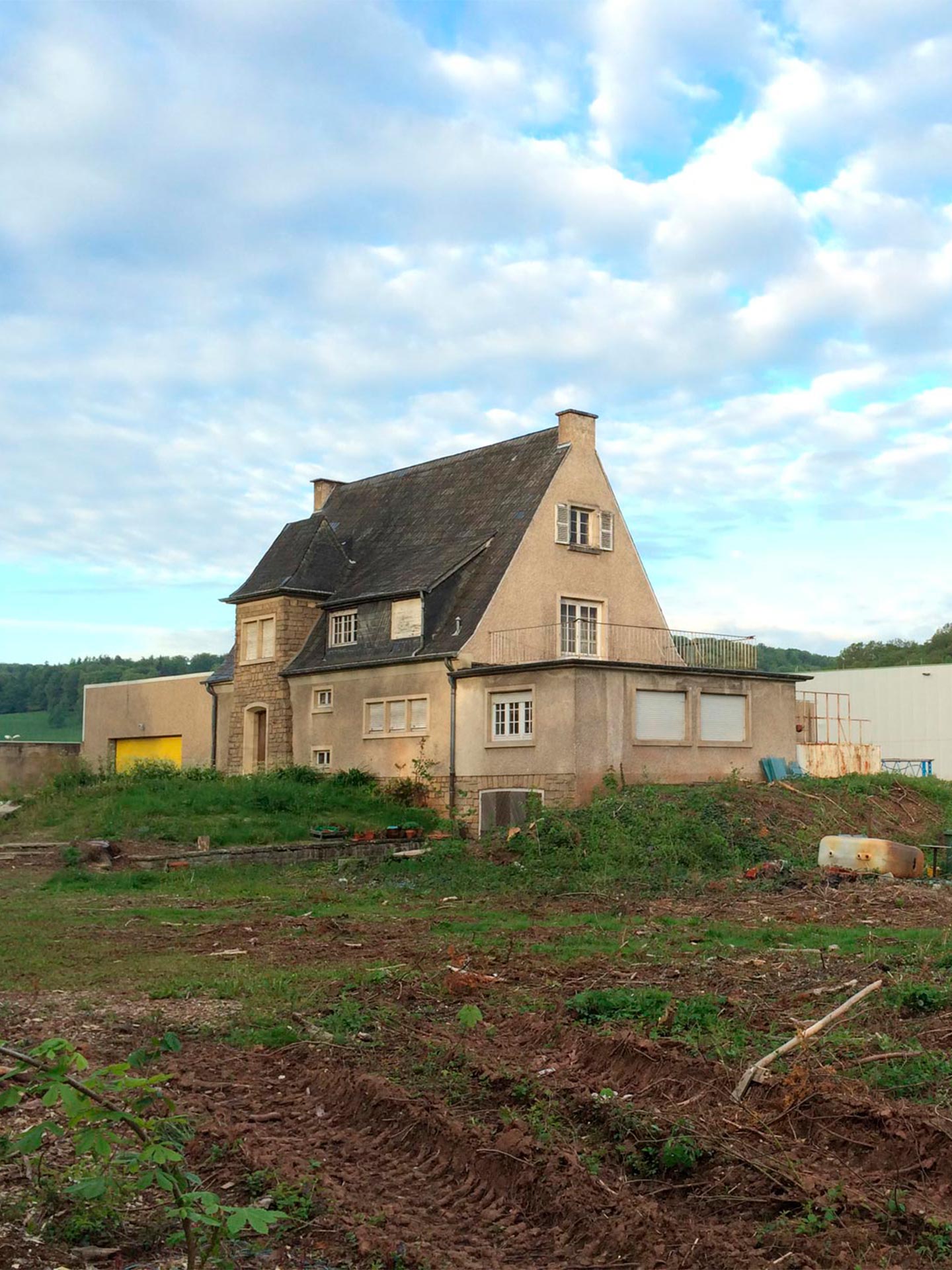 05_Arkion_projet_4_construction-dun-immeuble-de-bureaux-et-hall-industriel-illustration